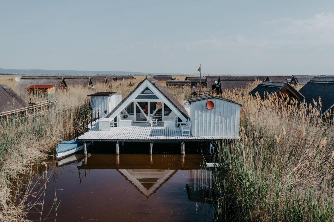 Seehuette Neusiedlersee - Strandhaus, Elektroboot Inklusive รุสท์ ภายนอก รูปภาพ